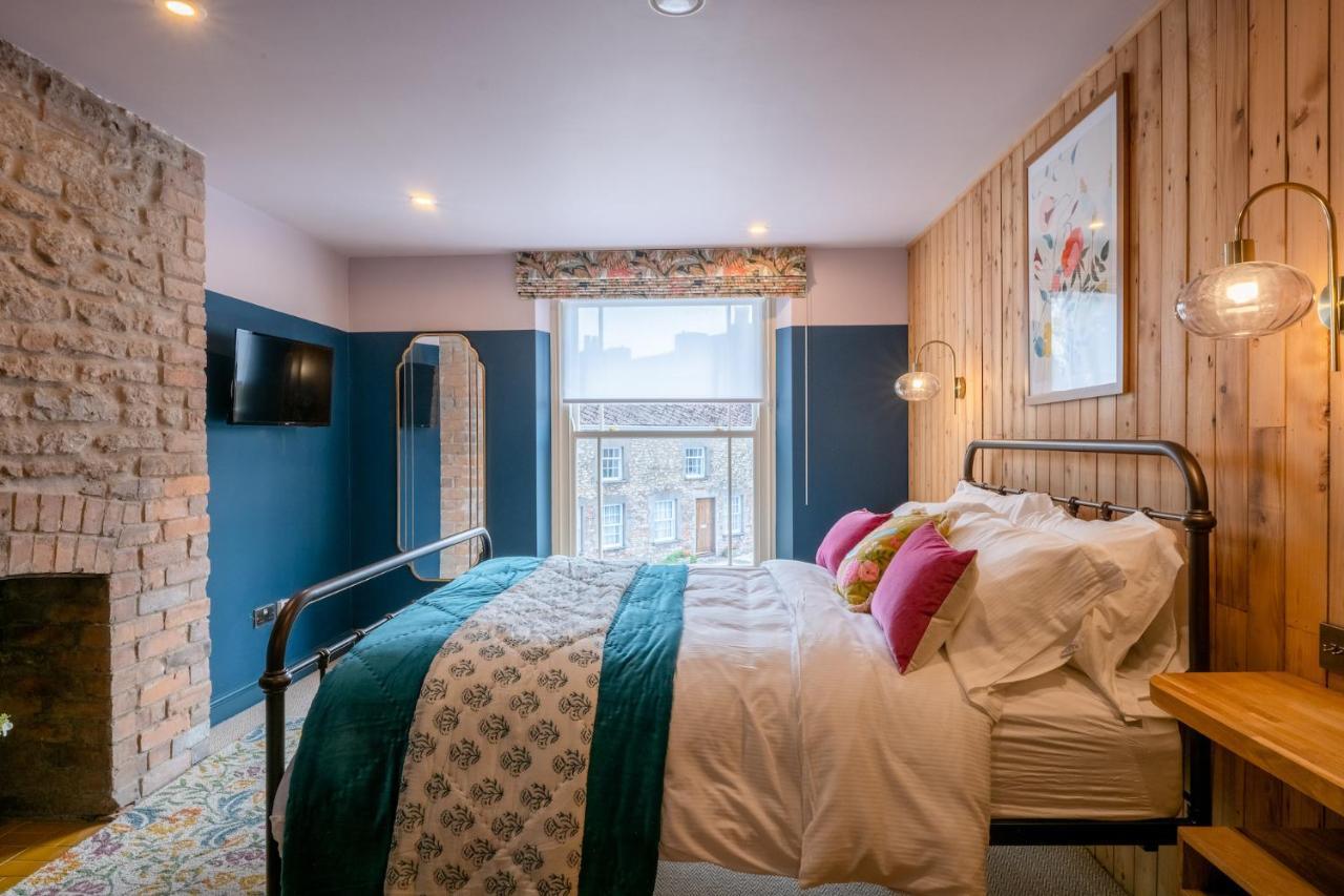 Hotel The Sheep And Penguin Wells Exterior foto